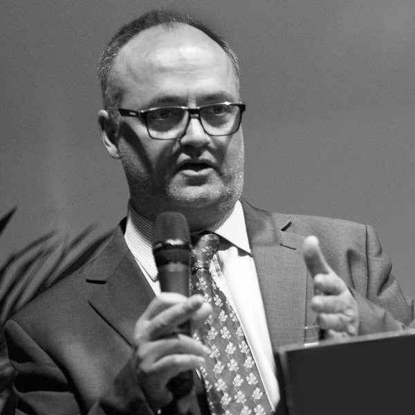 Paul Stuart