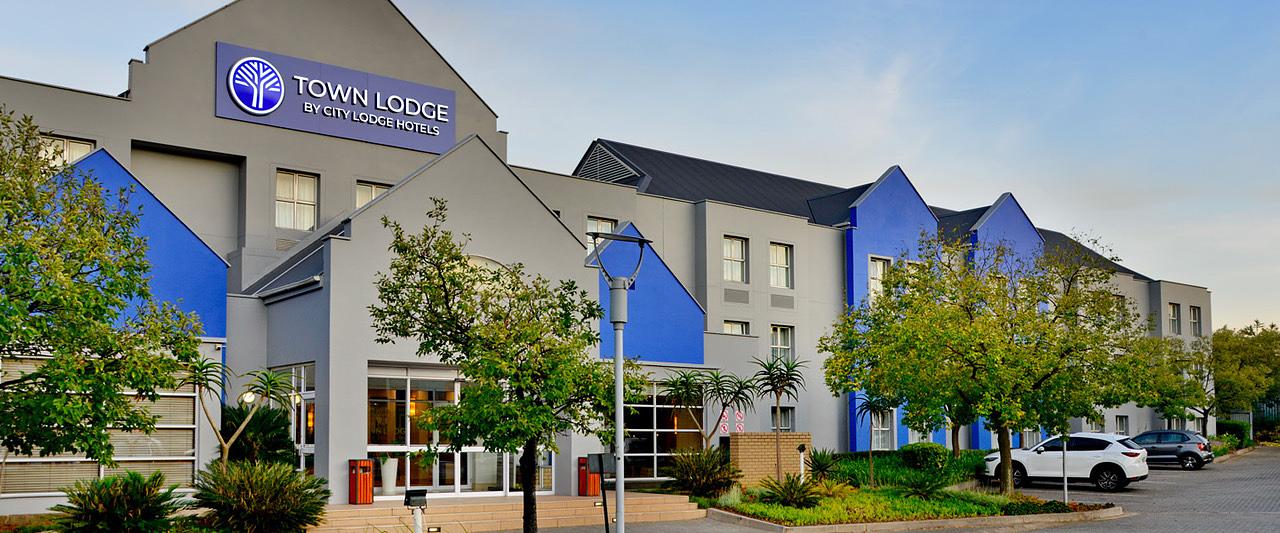 town loidge waterfall